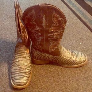 Roper Boots